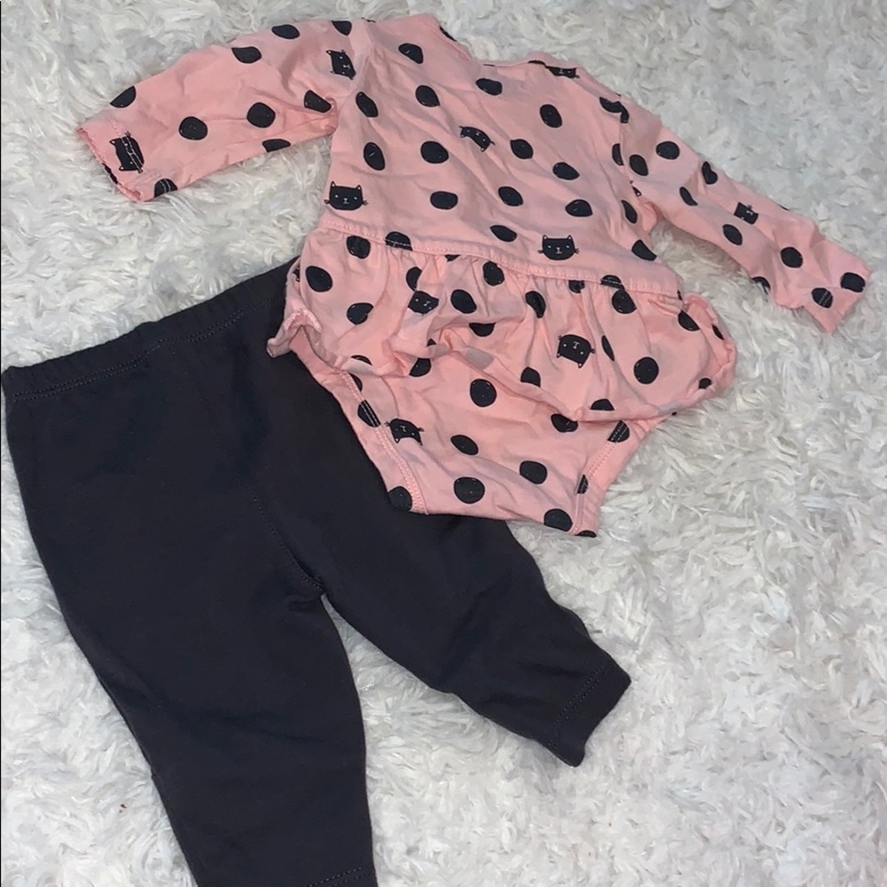 Carters set - Picture 2 of 2